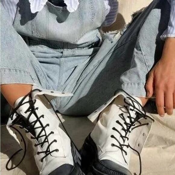 Free People Goldie Lug Sole Lace-Up Boots Black and White Size 8 Women`s - Picture 3 of 6